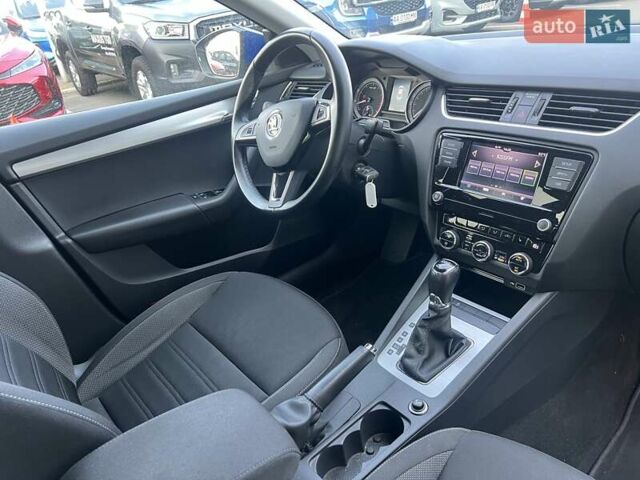 Синій Шкода Октавія, об'ємом двигуна 1.4 л та пробігом 70 тис. км за 15591 $, фото 17 на Automoto.ua