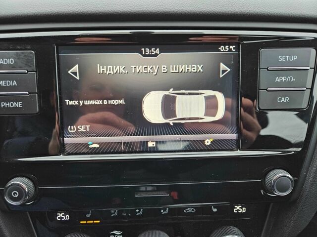 Синий Шкода Октавия, объемом двигателя 1.4 л и пробегом 161 тыс. км за 14200 $, фото 9 на Automoto.ua