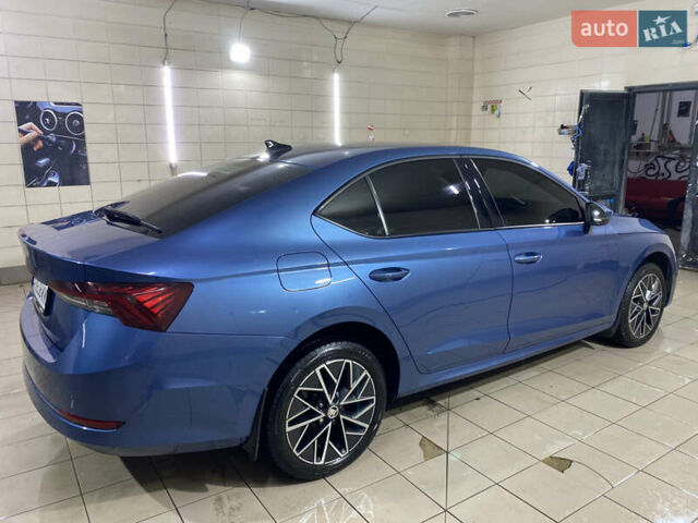 Синий Шкода Октавия, объемом двигателя 1.5 л и пробегом 290 тыс. км за 16700 $, фото 1 на Automoto.ua