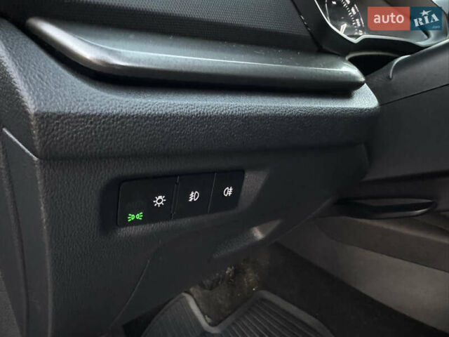 Синий Шкода Октавия, объемом двигателя 1.4 л и пробегом 121 тыс. км за 18900 $, фото 23 на Automoto.ua