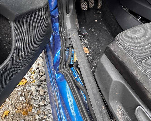 Синий Шкода Октавия, объемом двигателя 1.4 л и пробегом 75 тыс. км за 3999 $, фото 7 на Automoto.ua