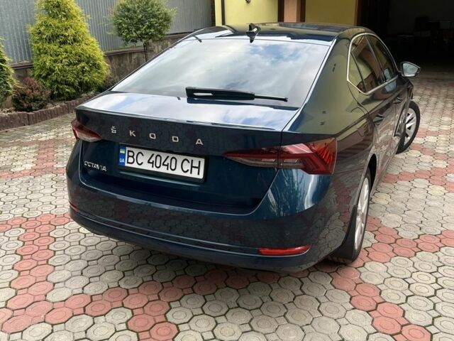 Синий Шкода Октавия, объемом двигателя 2 л и пробегом 63 тыс. км за 27900 $, фото 1 на Automoto.ua