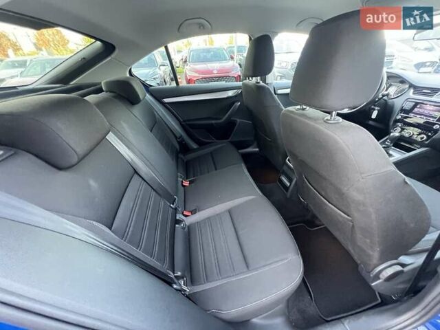 Синій Шкода Октавія, об'ємом двигуна 1.4 л та пробігом 70 тис. км за 15591 $, фото 15 на Automoto.ua