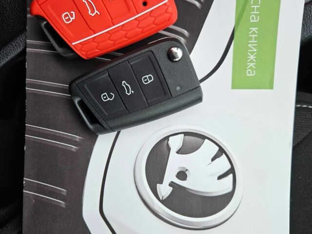 Синий Шкода Октавия, объемом двигателя 1.4 л и пробегом 161 тыс. км за 14200 $, фото 5 на Automoto.ua