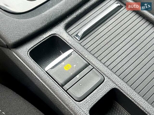 Синій Шкода Октавія, об'ємом двигуна 1.4 л та пробігом 95 тис. км за 18800 $, фото 43 на Automoto.ua