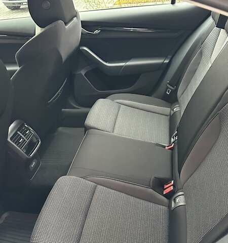 Синий Шкода Октавия, объемом двигателя 1.4 л и пробегом 73 тыс. км за 17999 $, фото 19 на Automoto.ua