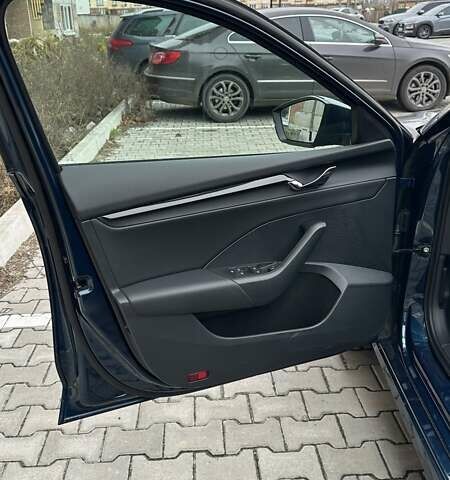 Синий Шкода Октавия, объемом двигателя 1.4 л и пробегом 73 тыс. км за 17999 $, фото 23 на Automoto.ua