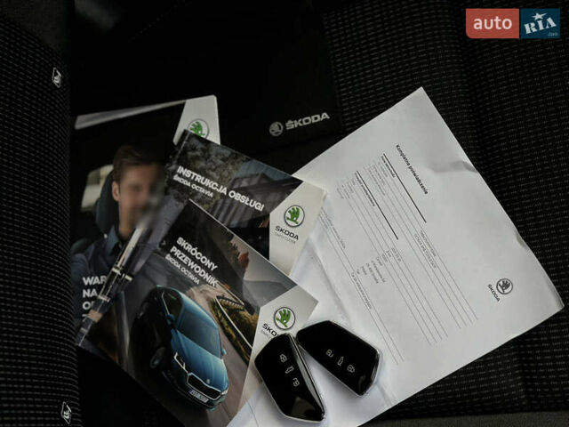 Синій Шкода Октавія, об'ємом двигуна 2 л та пробігом 253 тис. км за 18900 $, фото 56 на Automoto.ua