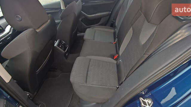 Синий Шкода Октавия, объемом двигателя 1.5 л и пробегом 102 тыс. км за 19500 $, фото 11 на Automoto.ua