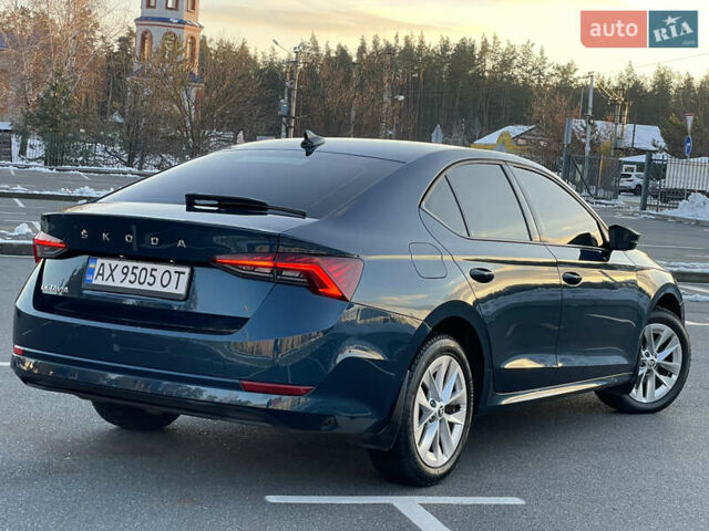 Синий Шкода Октавия, объемом двигателя 1.6 л и пробегом 40 тыс. км за 22300 $, фото 3 на Automoto.ua