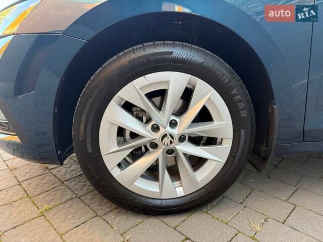 Синій Шкода Октавія, об'ємом двигуна 1.4 л та пробігом 22 тис. км за 24700 $, фото 7 на Automoto.ua