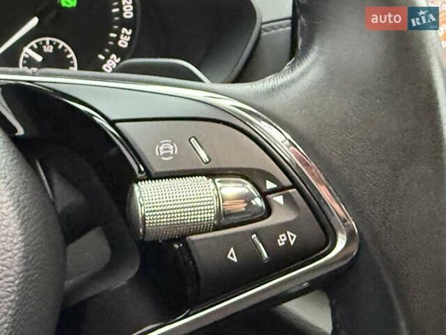 Синій Шкода Октавія, об'ємом двигуна 1.4 л та пробігом 80 тис. км за 21000 $, фото 28 на Automoto.ua