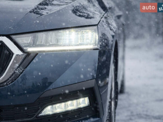 Синий Шкода Октавия, объемом двигателя 1.6 л и пробегом 52 тыс. км за 22000 $, фото 3 на Automoto.ua