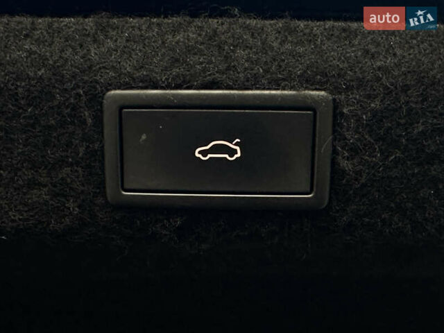 Синій Шкода Октавія, об'ємом двигуна 2 л та пробігом 253 тис. км за 19700 $, фото 29 на Automoto.ua