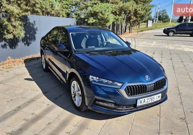 Синий Шкода Октавия, объемом двигателя 1.4 л и пробегом 71 тыс. км за 23200 $, фото 7 на Automoto.ua