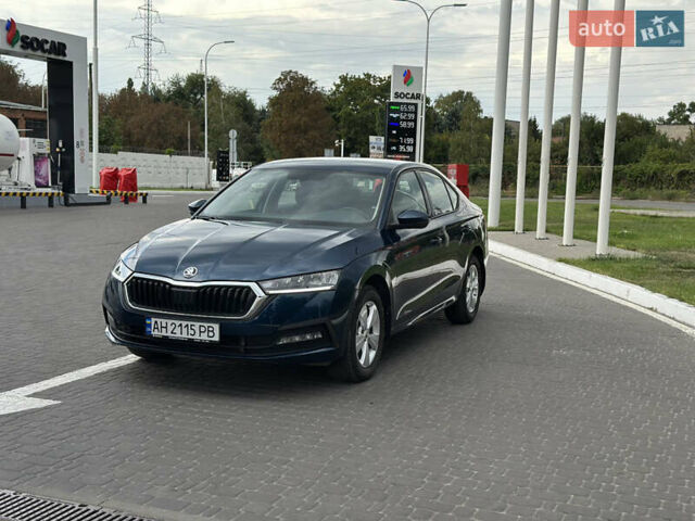 Синий Шкода Октавия, объемом двигателя 1.4 л и пробегом 11 тыс. км за 24000 $, фото 1 на Automoto.ua