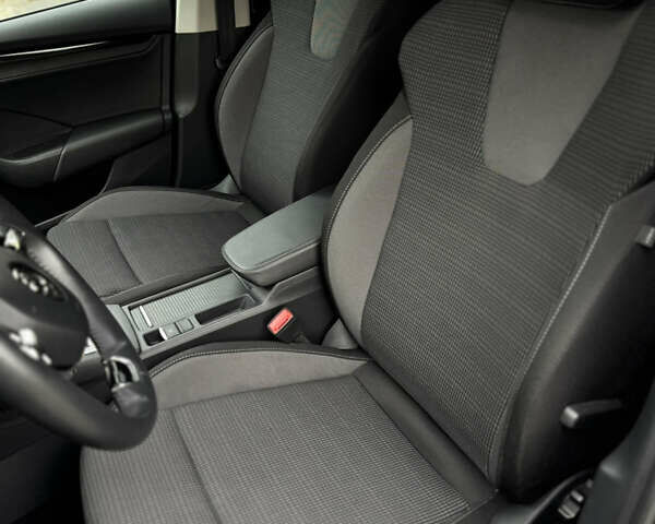 Синій Шкода Октавія, об'ємом двигуна 1.4 л та пробігом 40 тис. км за 24533 $, фото 3 на Automoto.ua