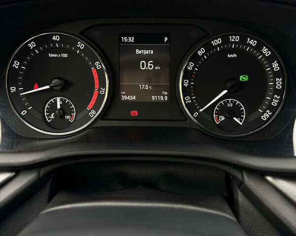 Синій Шкода Октавія, об'ємом двигуна 1.4 л та пробігом 40 тис. км за 24533 $, фото 9 на Automoto.ua