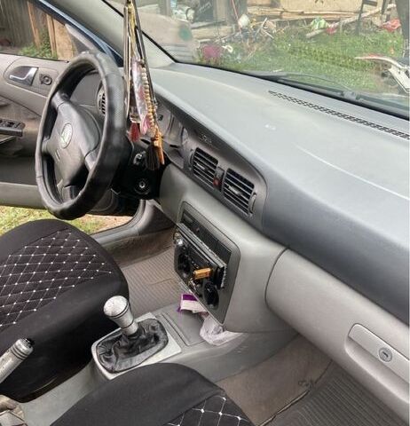 Зеленый Шкода Октавия, объемом двигателя 1.6 л и пробегом 340 тыс. км за 2500 $, фото 6 на Automoto.ua