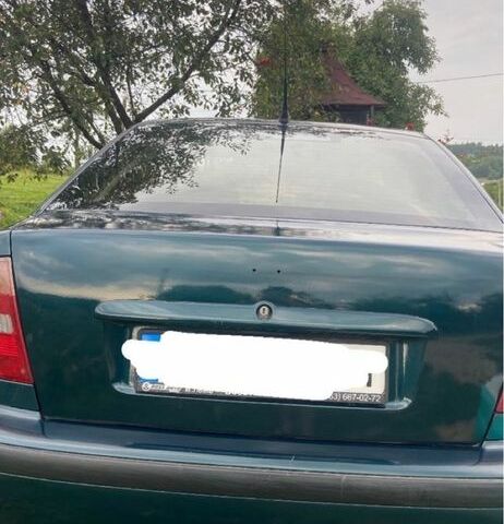 Зеленый Шкода Октавия, объемом двигателя 1.6 л и пробегом 340 тыс. км за 2500 $, фото 7 на Automoto.ua