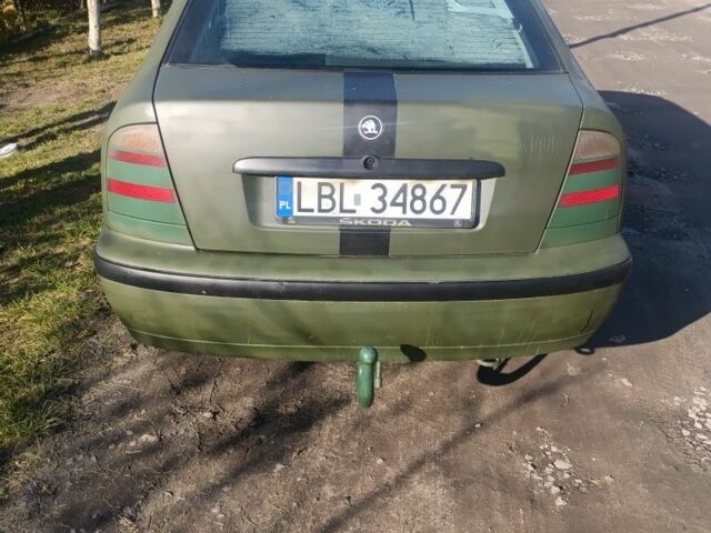Шкода Октавия 1999 в Сарнах на Automoto.ua Зеленый Шкода Октавия, объемом двигателя 0 л и пробегом 300 тыс. км за 1300 $, фото 3 на Automoto.ua