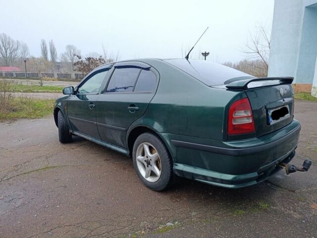 Зелений Шкода Октавія, об'ємом двигуна 1.6 л та пробігом 325 тис. км за 3400 $, фото 3 на Automoto.ua