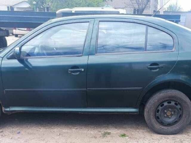 Зеленый Шкода Октавия, объемом двигателя 2 л и пробегом 645 тыс. км за 759 $, фото 2 на Automoto.ua