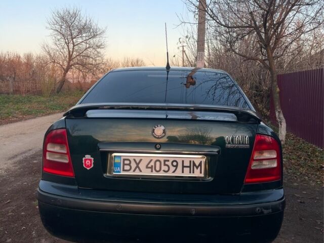 Зеленый Шкода Октавия, объемом двигателя 1.8 л и пробегом 325 тыс. км за 4200 $, фото 9 на Automoto.ua