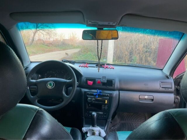 Зеленый Шкода Октавия, объемом двигателя 1.8 л и пробегом 325 тыс. км за 4200 $, фото 3 на Automoto.ua