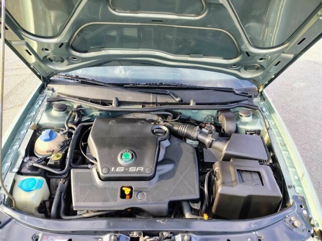 Зеленый Шкода Октавия, объемом двигателя 1.6 л и пробегом 207 тыс. км за 4300 $, фото 16 на Automoto.ua