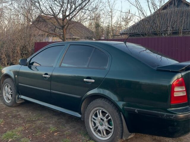 Зеленый Шкода Октавия, объемом двигателя 1.8 л и пробегом 325 тыс. км за 4200 $, фото 6 на Automoto.ua