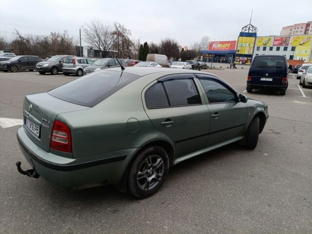 Зеленый Шкода Октавия, объемом двигателя 1.8 л и пробегом 400 тыс. км за 4500 $, фото 2 на Automoto.ua