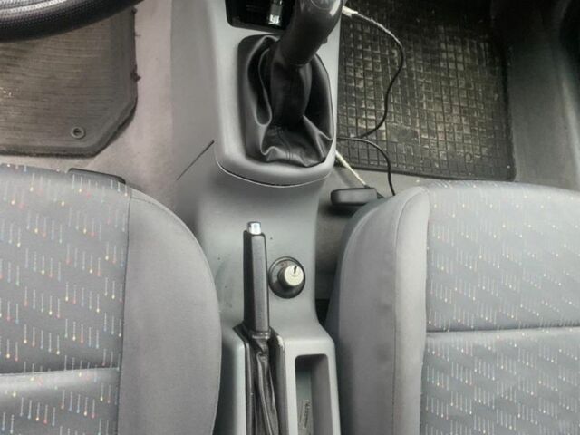 Зеленый Шкода Октавия, объемом двигателя 1.6 л и пробегом 170 тыс. км за 3600 $, фото 7 на Automoto.ua