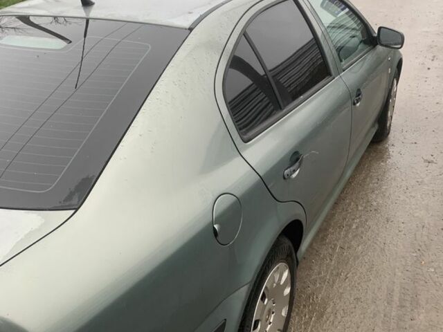 Зеленый Шкода Октавия, объемом двигателя 1.6 л и пробегом 170 тыс. км за 3600 $, фото 3 на Automoto.ua