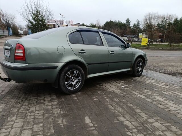 Зеленый Шкода Октавия, объемом двигателя 1.8 л и пробегом 400 тыс. км за 4500 $, фото 13 на Automoto.ua