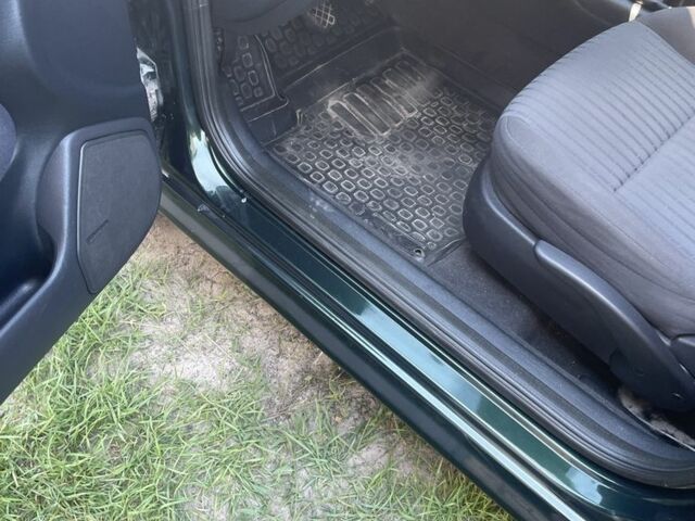 Зеленый Шкода Октавия, объемом двигателя 2 л и пробегом 174 тыс. км за 5500 $, фото 1 на Automoto.ua