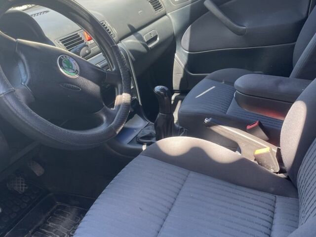 Зеленый Шкода Октавия, объемом двигателя 2 л и пробегом 174 тыс. км за 5500 $, фото 5 на Automoto.ua