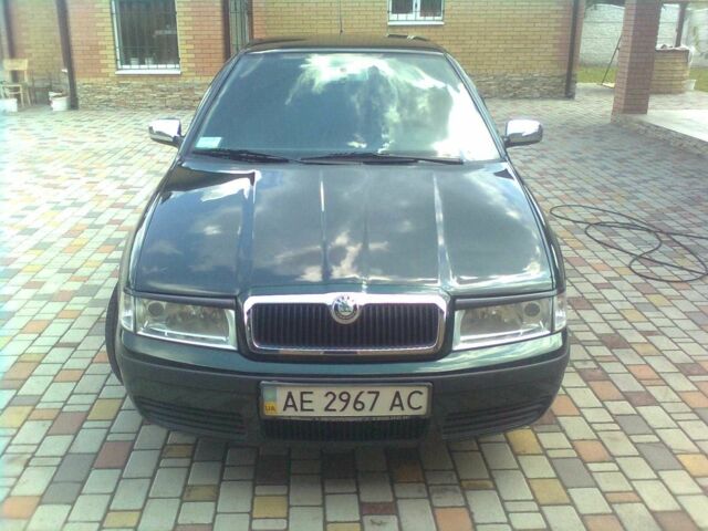 Шкода Октавія 2004 у Дніпро (Дніпропетровську) на Automoto.ua Зелений Шкода Октавія, об'ємом двигуна 1.6 л та пробігом 203 тис. км за 5000 $, фото 5 на Automoto.ua