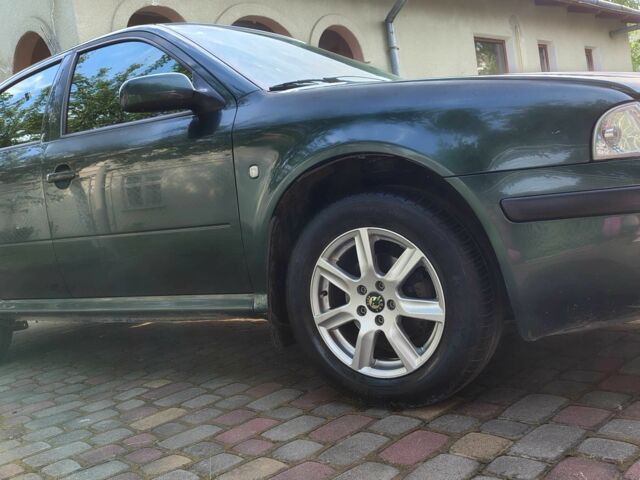 Шкода Октавія 2005 у Дрогобичі на Automoto.ua Зелений Шкода Октавія, об'ємом двигуна 0 л та пробігом 241 тис. км за 5200 $, фото 3 на Automoto.ua