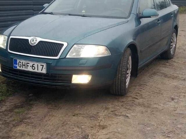 Зелений Шкода Октавія, об'ємом двигуна 0 л та пробігом 300 тис. км за 2600 $, фото 2 на Automoto.ua
