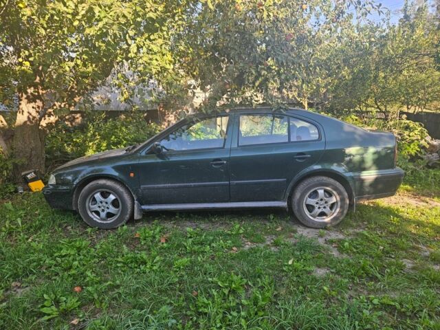 Зеленый Шкода Октавия, объемом двигателя 1.9 л и пробегом 200 тыс. км за 1662 $, фото 3 на Automoto.ua