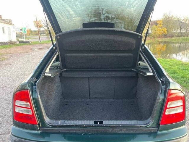 Шкода Октавия 2001 в Ружине на Automoto.ua Зеленый Шкода Октавия, объемом двигателя 1.6 л и пробегом 182 тыс. км за 4700 $, фото 11 на Automoto.ua