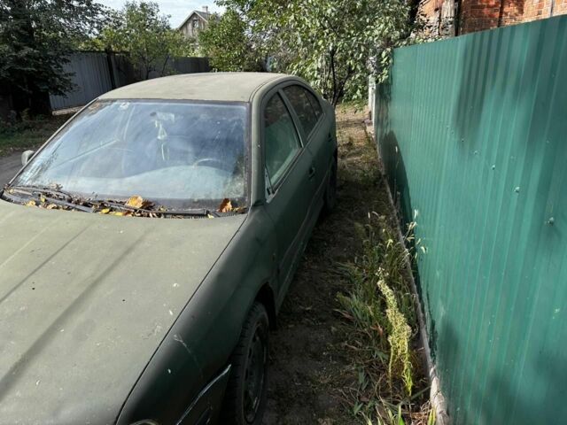 Зеленый Шкода Октавия, объемом двигателя 1.6 л и пробегом 300 тыс. км за 727 $, фото 3 на Automoto.ua