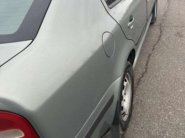 Зеленый Шкода Октавия, объемом двигателя 2 л и пробегом 280 тыс. км за 4000 $, фото 5 на Automoto.ua