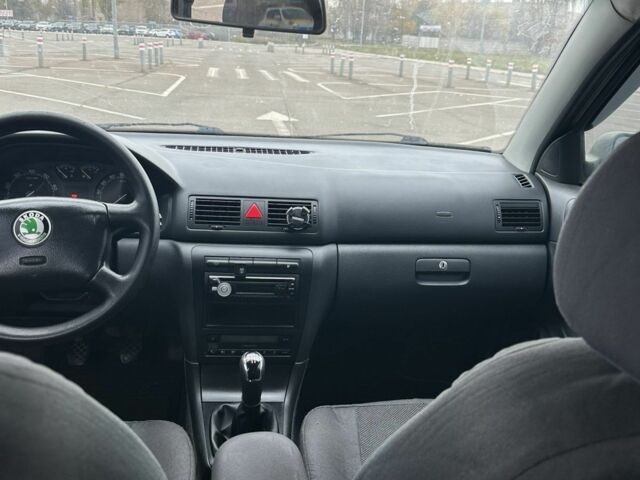 Зеленый Шкода Октавия, объемом двигателя 2 л и пробегом 280 тыс. км за 4000 $, фото 9 на Automoto.ua