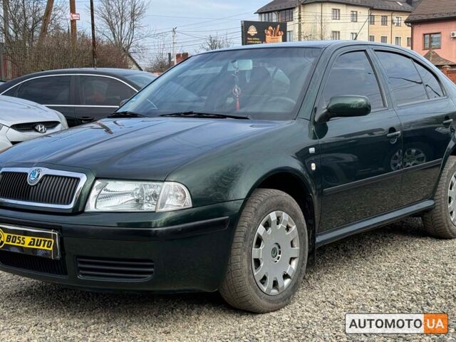 Зеленый Шкода Октавия, объемом двигателя 1.6 л и пробегом 204 тыс. км за 5200 $, фото 2 на Automoto.ua