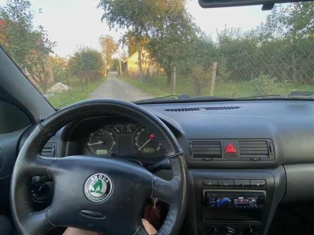 Зелений Шкода Октавія, об'ємом двигуна 1.9 л та пробігом 322 тис. км за 2250 $, фото 3 на Automoto.ua