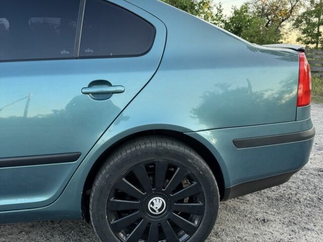 Зелений Шкода Октавія, об'ємом двигуна 1.6 л та пробігом 290 тис. км за 4900 $, фото 20 на Automoto.ua