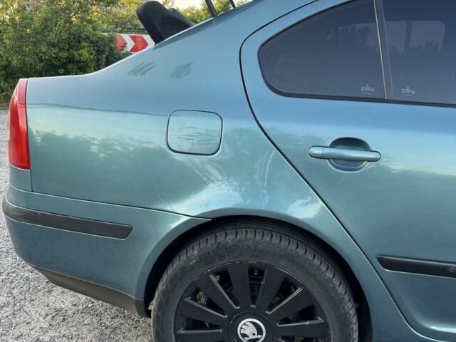 Зелений Шкода Октавія, об'ємом двигуна 1.6 л та пробігом 290 тис. км за 4900 $, фото 18 на Automoto.ua