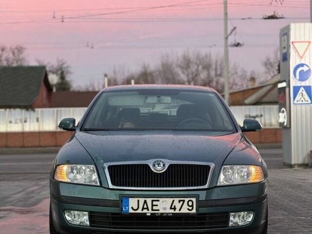 Зелений Шкода Октавія, об'ємом двигуна 1.9 л та пробігом 300 тис. км за 3299 $, фото 1 на Automoto.ua
